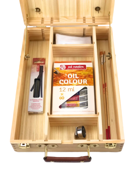 Interior de la caja Artemisa con 8 óleos de 12 ml, dos pinceles, carboncillos, paño y pocillo metálico