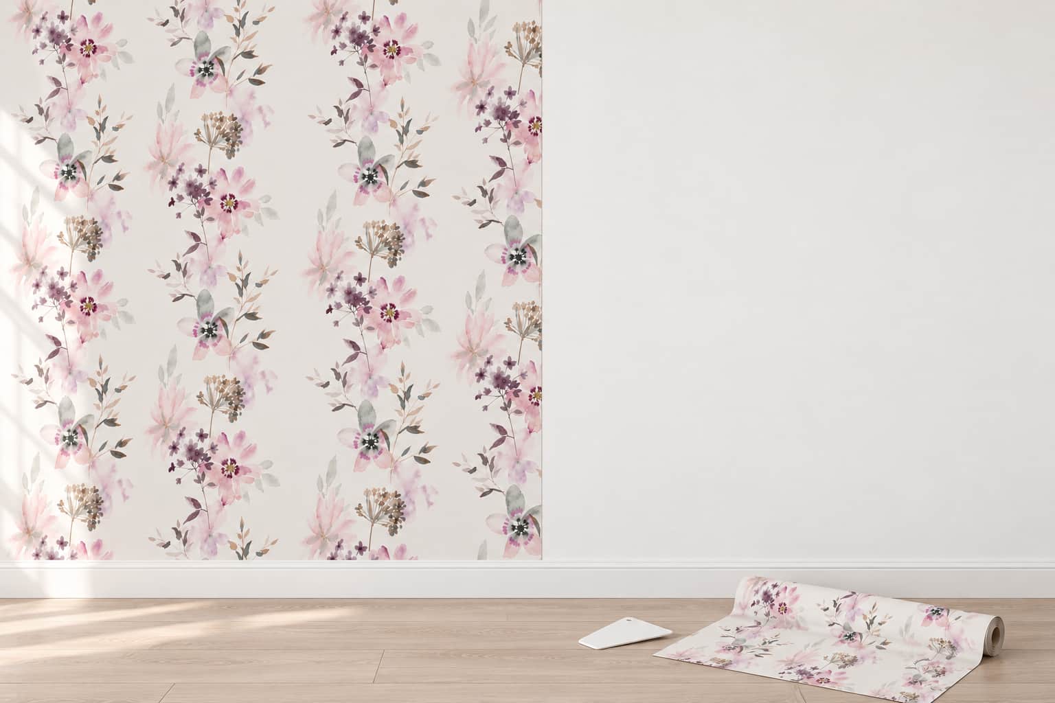 Profesional colocando papel pintado sobre una pared